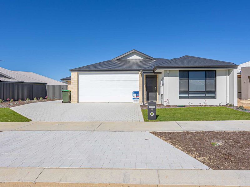 8 Hue Road, Eglinton WA 6034