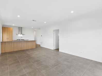 55 Kingfisher Road, Eglinton WA 6034