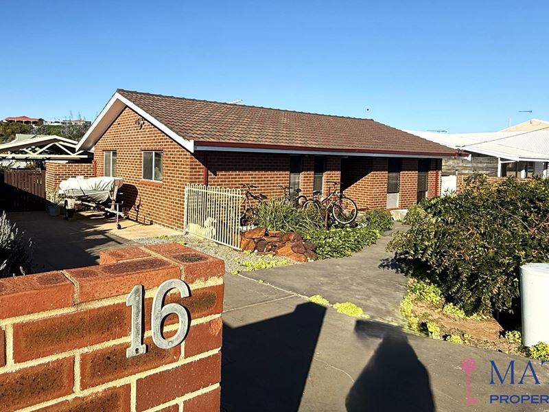 16 Hakea Street, Tarcoola Beach WA 6530