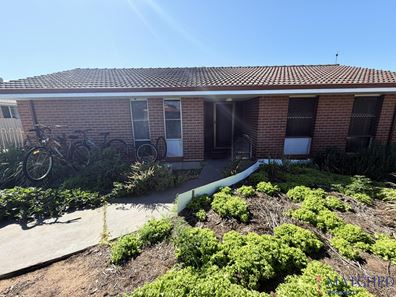 16 Hakea Street, Tarcoola Beach WA 6530