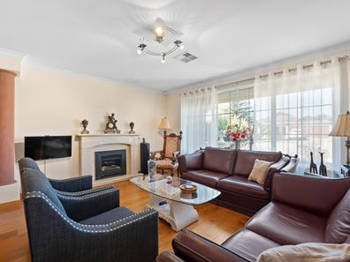 79 Harrington Waters Drive, Waikiki WA 6169