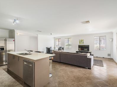 7 Kwenda Loop, Capel WA 6271