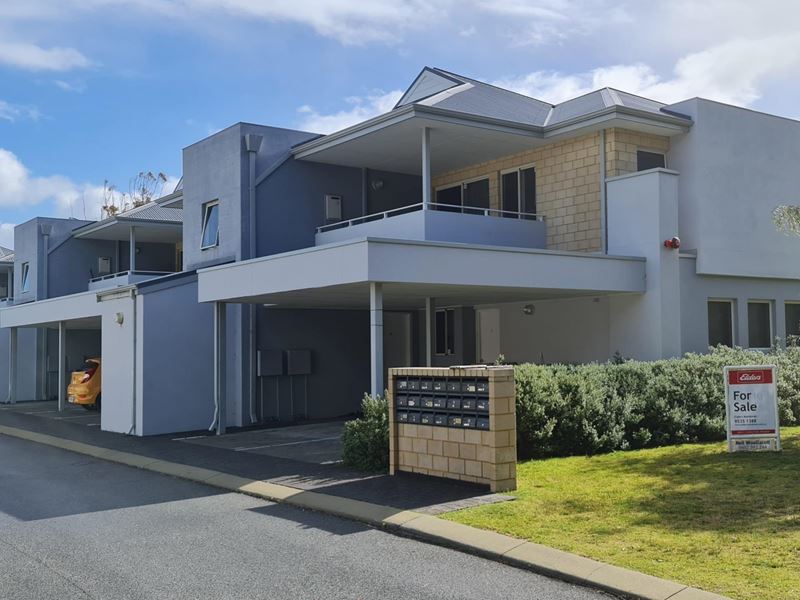 4/38 Lake Street, Rockingham WA 6168