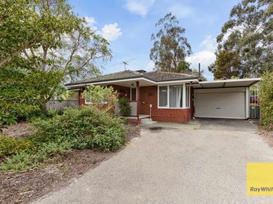 30 Grasmere Way, Kelmscott WA 6111