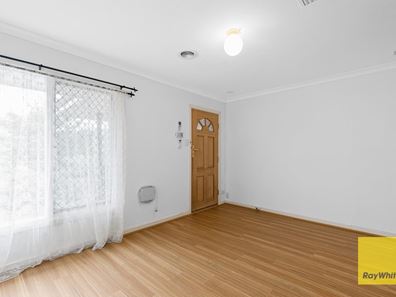 30 Grasmere Way, Kelmscott WA 6111