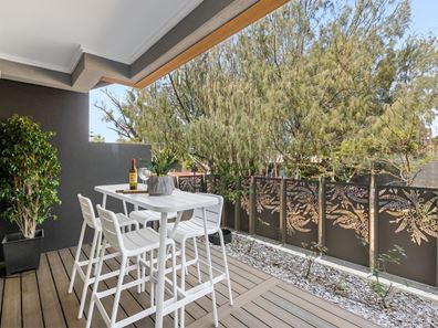 11 Muecke Way, Shenton Park WA 6008