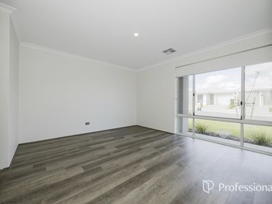 14 Cove Road, Alkimos WA 6038