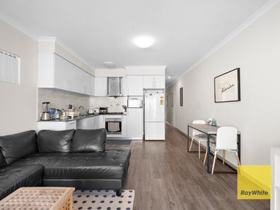 1/3 Kidman Court, Thornlie WA 6108