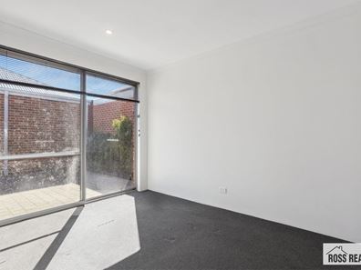2/88 Santorini Promenade, Alkimos WA 6038