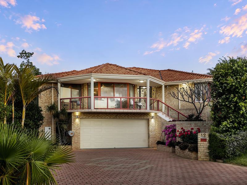 12 Birkdale Place, Currambine WA 6028