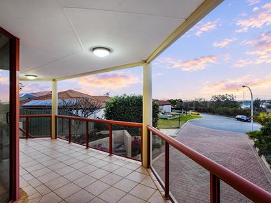 12 Birkdale Place, Currambine WA 6028