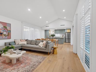 14 Beaumont Crescent, Mindarie WA 6030