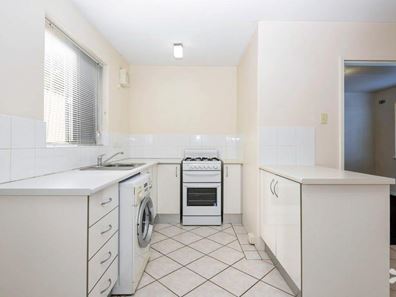 1/8 Rutland Avenue, Lathlain WA 6100