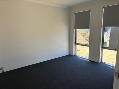 11 Munglinup Road, Hilbert WA 6112