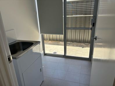 11 Munglinup Road, Hilbert WA 6112