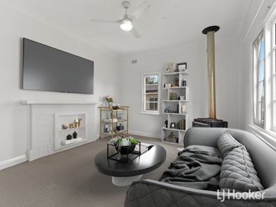 27 Atkinson Street South, Collie WA 6225