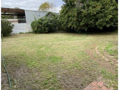 11 Jubilee Drive, Pinjarra WA 6208