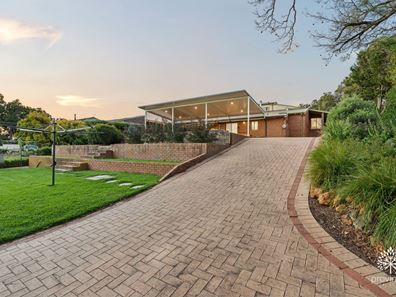 95 Glyde Road, Lesmurdie WA 6076