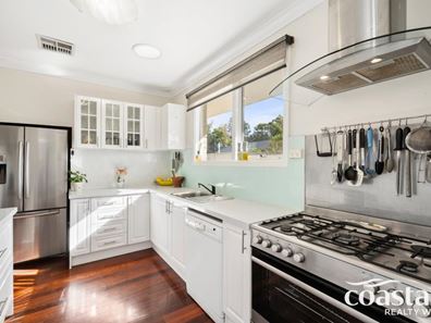 19 Pavo Close, Rockingham WA 6168