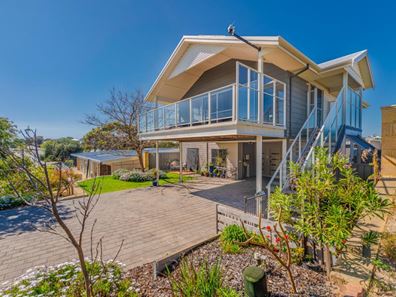 42 Ferguson Street, Wannanup WA 6210