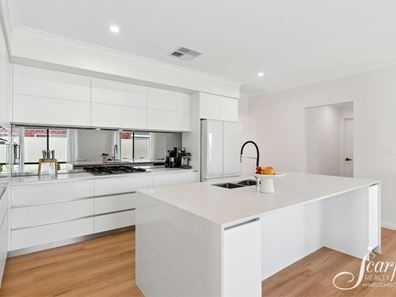 12 Aquatic Way, Singleton WA 6175