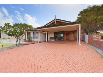 20 Norkus Way, Willagee WA 6156