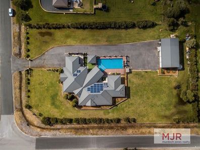 4 Algeri Link, Oakford WA 6121