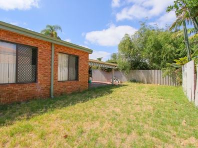 1B Tricourt Grove, Riverton WA 6148