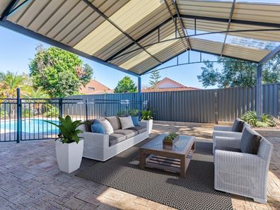 8 Bolger Place, Booragoon WA 6154