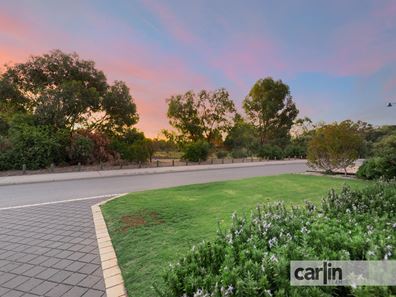 53 Willerin Loop, Success WA 6164