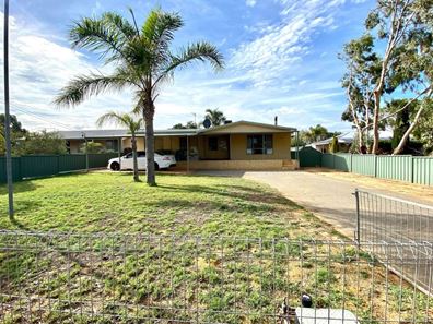 9 Ashton street, Quairading WA 6383