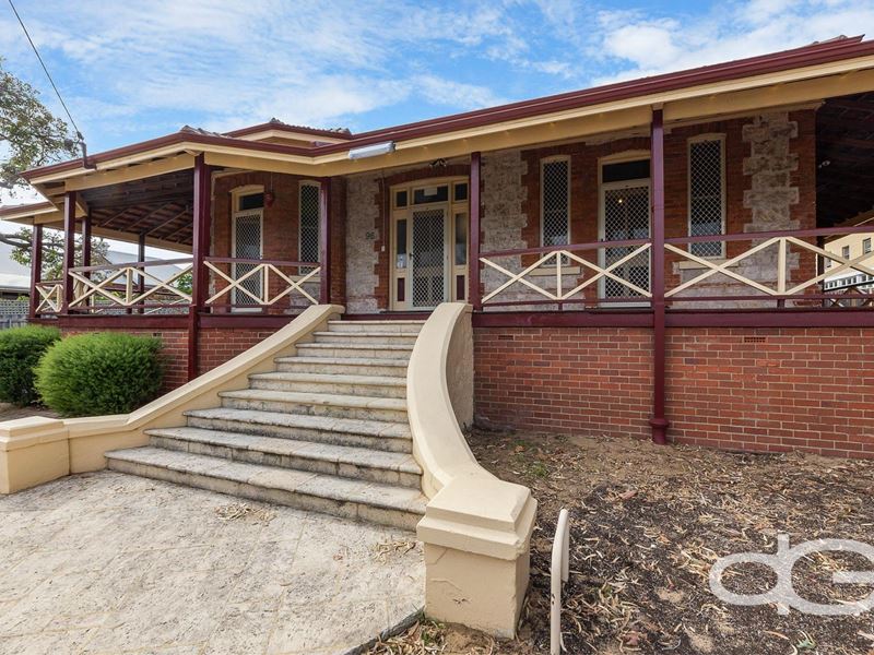 96 Hampton Road, Fremantle