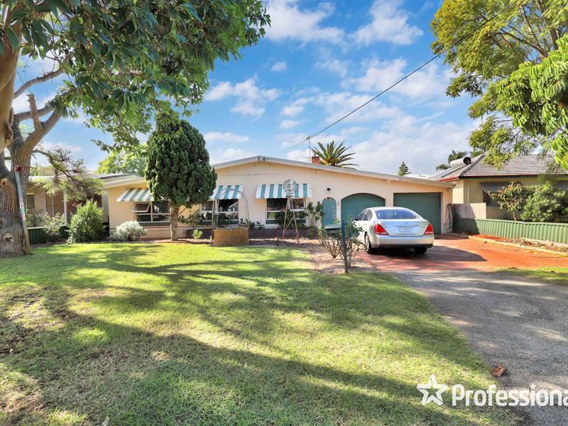 8 Cranwell Street, Thornlie WA 6108