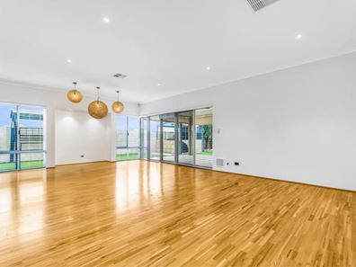 46 Mattingleys Approach, Burns Beach WA 6028