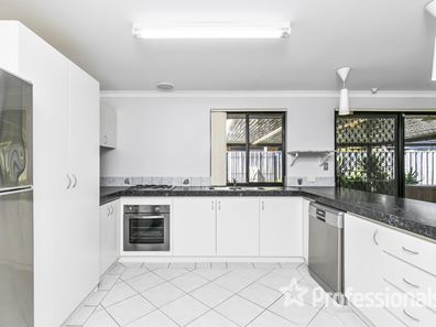 3 Silent Grove, Ellenbrook WA 6069