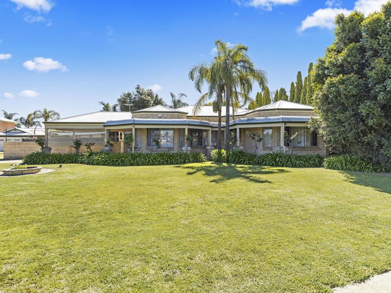 16 Peninsula Trail, Ballajura