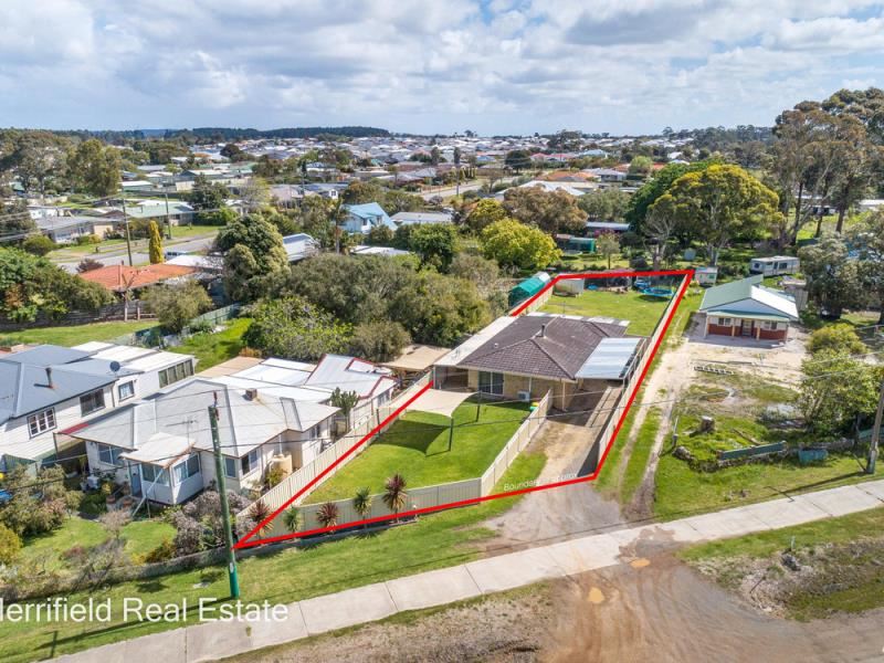 573 Albany Highway, Mckail