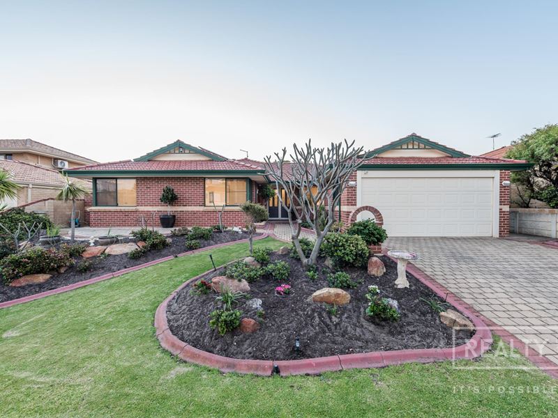 15 Tees Court, Mindarie WA 6030