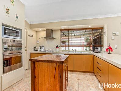 130 Southacre Drive, Canning Vale WA 6155