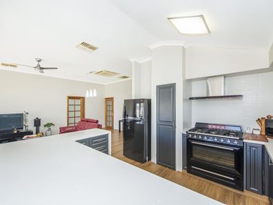 60 Morton Loop, Canning Vale WA 6155