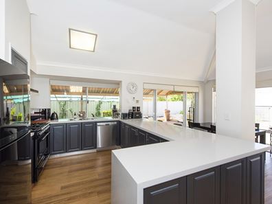 60 Morton Loop, Canning Vale WA 6155