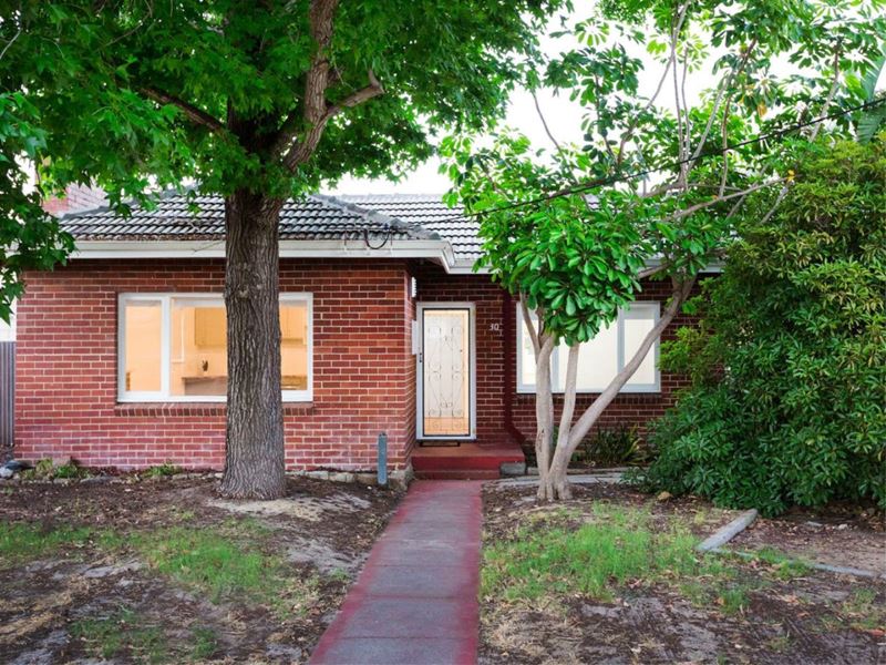 30 Bernice Way, Thornlie