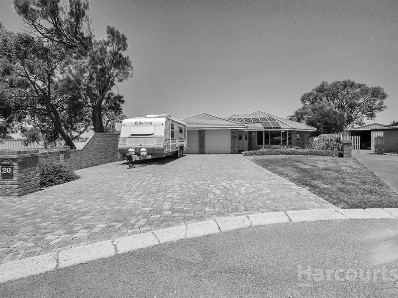 20 Yorrell Place, Halls Head WA 6210