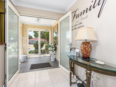 19 Boyd Place, Canning Vale WA 6155