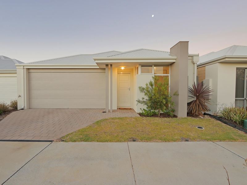 73 Sunstone Boulevard, Treeby WA 6164