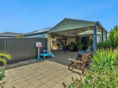 75 Smirk Rd, Baldivis WA 6171