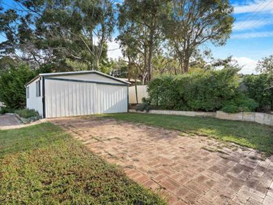 69 Paterson Road, Mount Nasura WA 6112