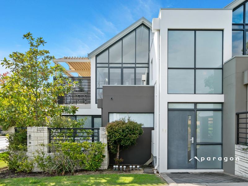 2/300 Charles Street, North Perth