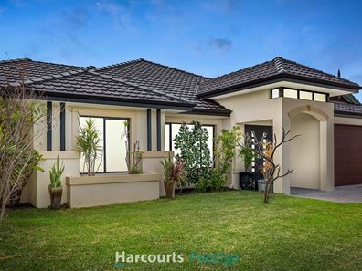 15 Lucida Road, Southern River WA 6110