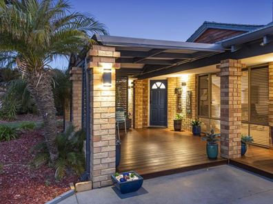 3 Quadrant Rise, Halls Head WA 6210